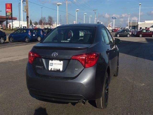 2017 Toyota Corolla SE 4dr Sedan CVT